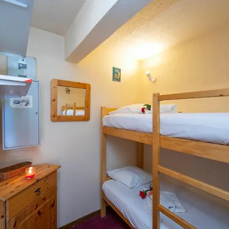 Sainte-foy-l'argentiere Sleeps 4 * Chamonix